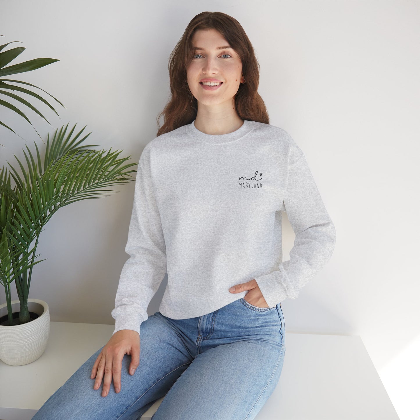 Maryland MD Cozy Unisex Crewneck Sweatshirt, Comfy Layering Piece, Perfect Gift for Friends, Relaxed Style for Every Season, Casual Sweat