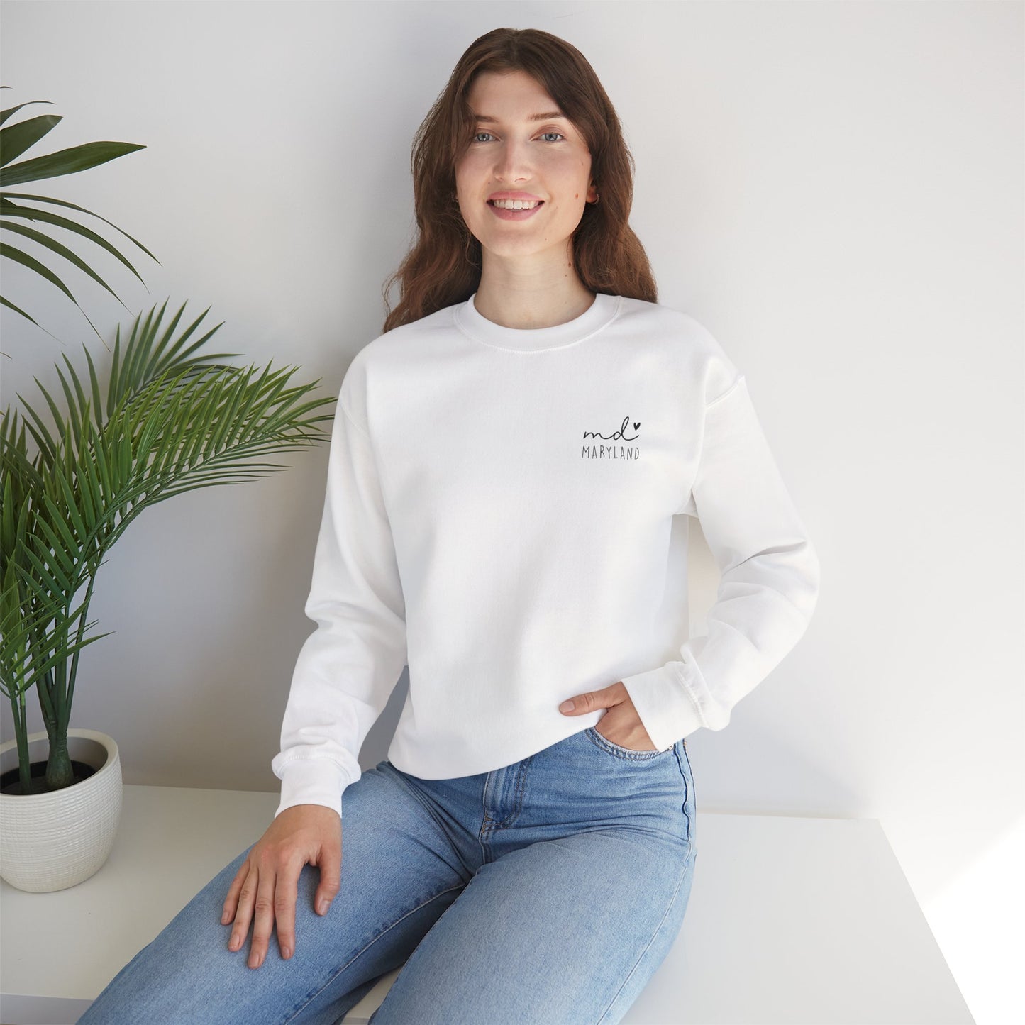 Maryland MD Cozy Unisex Crewneck Sweatshirt, Comfy Layering Piece, Perfect Gift for Friends, Relaxed Style for Every Season, Casual Sweat