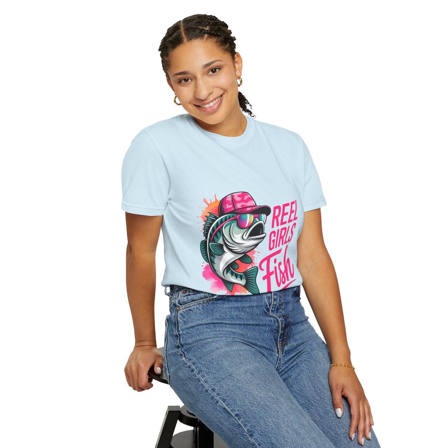 Reel Girls Fish Graphic T-Shirt, Fishing Gift for Women, Fisherwoman Tee, Summer Outfit, Fishing Lovers, Outdoor Adventure Apparel