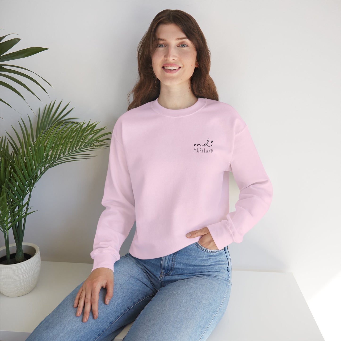 Maryland MD Cozy Unisex Crewneck Sweatshirt, Comfy Layering Piece, Perfect Gift for Friends, Relaxed Style for Every Season, Casual Sweat
